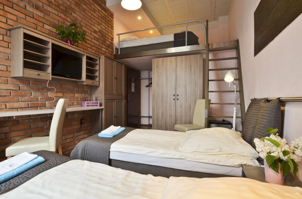 Bed&Breakfast Mikunda Хшанов Стая снимка