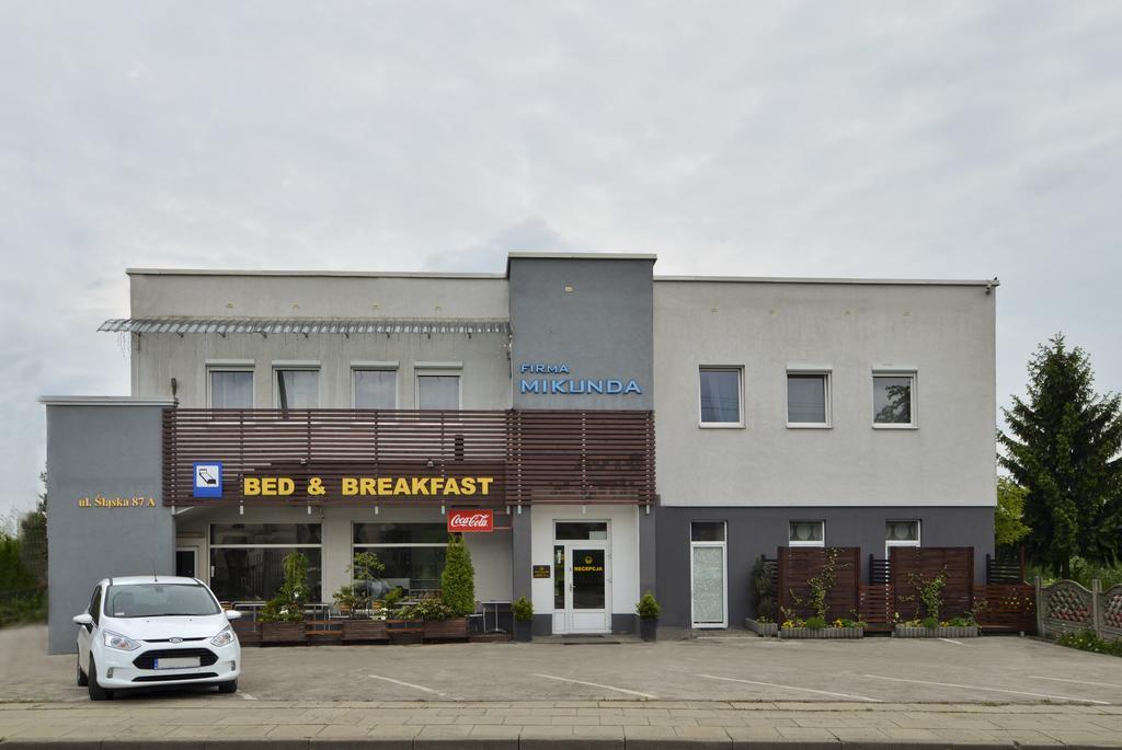 Bed&Breakfast Mikunda Хшанов Екстериор снимка