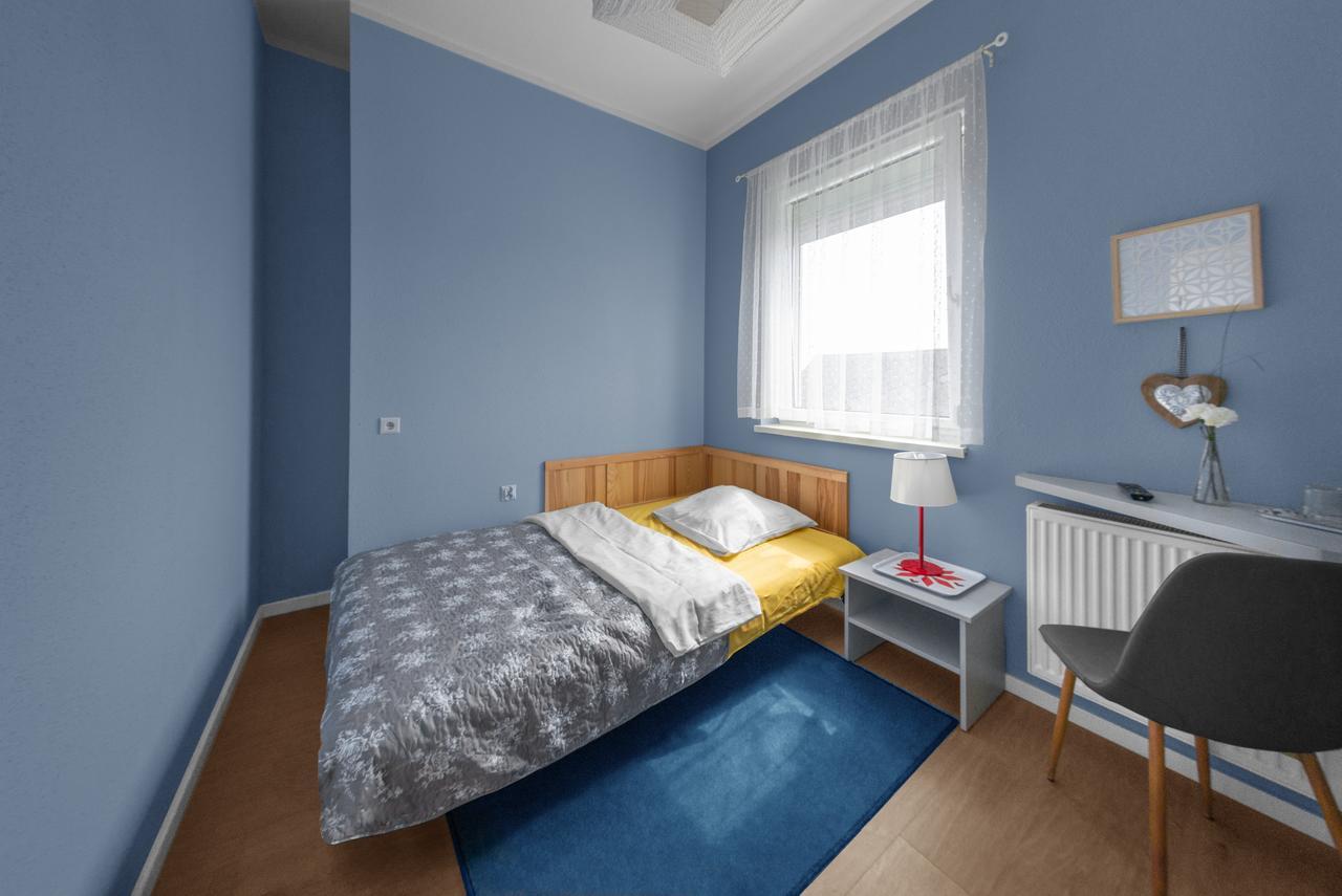 Bed&Breakfast Mikunda Хшанов Екстериор снимка